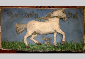 Potsdam Museum Gaststättenzeichen Roß Potsdam Museum Gaststättenzeichen Roß