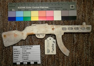 Walter Bullert Potsdam Museum Gewehr Gips Walter Bullert Potsdam Museum Gewehr Gips
